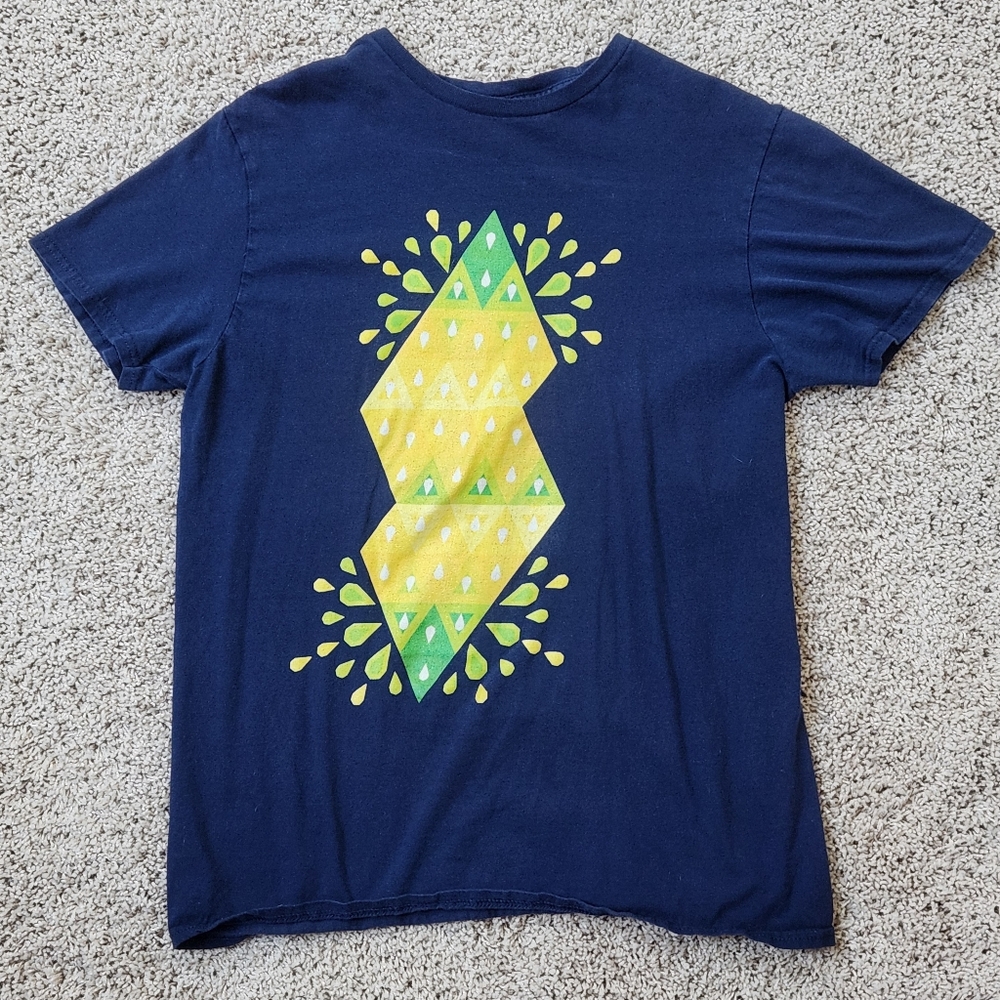 Abstract Summer Seed Garden Athletic Men's Cotton Tee Color Navy Size M